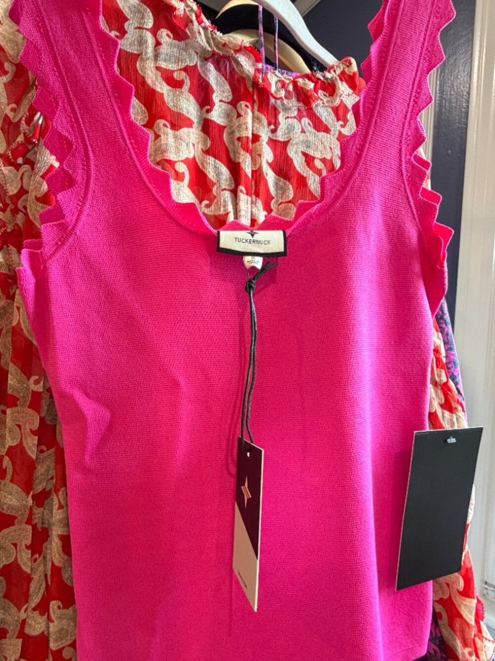 NWT Tuckernuck Hot Pink Ric Rac Compression Tan - Picture 4 of 4